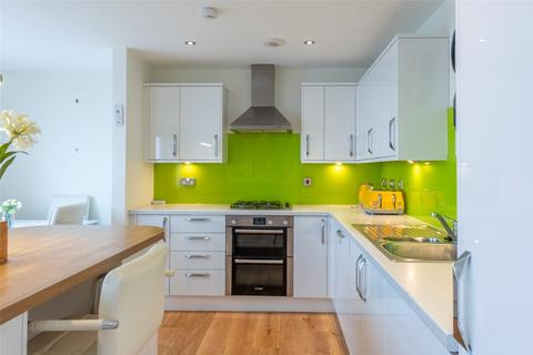 2 bedroom apartment for sale, Flat 17, 5 Heron Place, Granton, Edinburgh, EH5 1GG