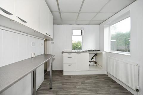 3 bedroom semi-detached house for sale, Newbold Back Lane, Brockwell, Chesterfield, S40 4HF