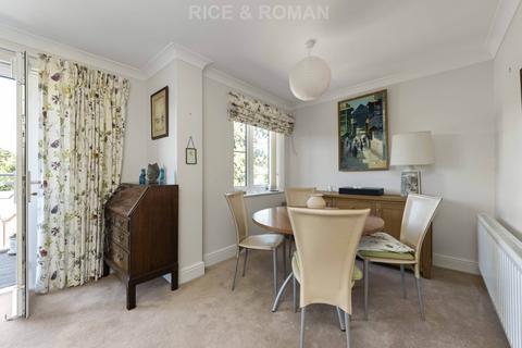 2 bedroom retirement property for sale, Rise Road, Ascot SL5