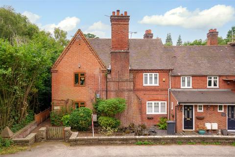4 bedroom house for sale, Minley Road, Blackwater GU17