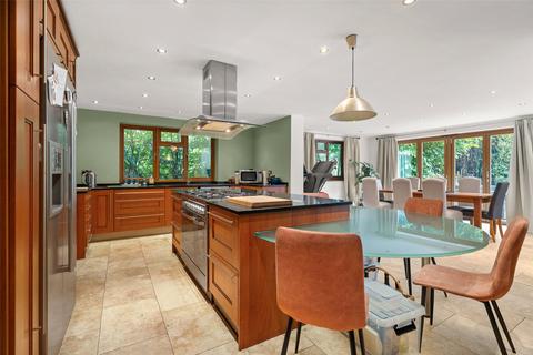 4 bedroom house for sale, Minley Road, Blackwater GU17