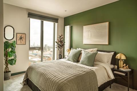 3 bedroom flat to rent, New Acres, Wandsworth, SW18