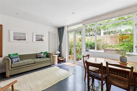 Flat 18, Hillfield House Grosvenor Avenue, London, N5 2NS