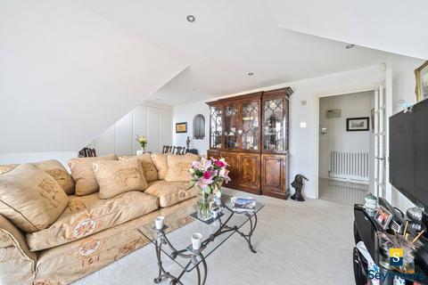 2 bedroom penthouse for sale, Sydenham Road, Surrey GU1