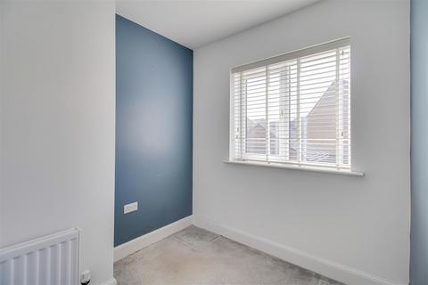 24 Novale Way, Wakefield, WF1 4FE