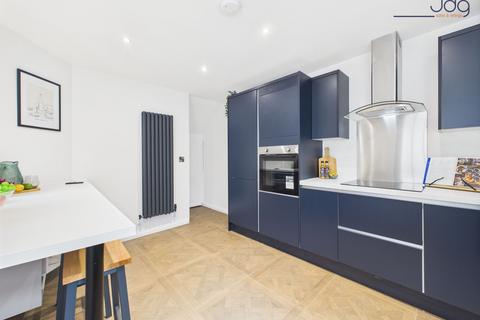 54 Coulston Road, Lancaster, LA1 3AE