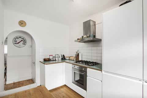 42 Robinson Road, London, E2 9LX