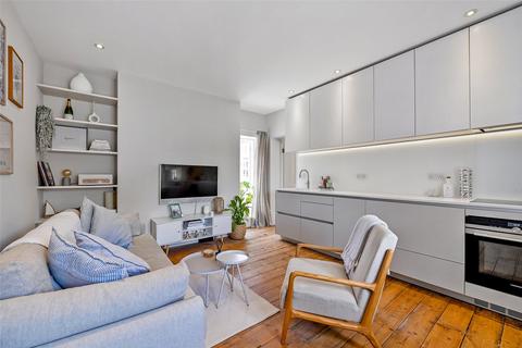 1 bedroom apartment to rent, Dedworth Manor, Thames Mead, Windsor, Berkshire, SL4