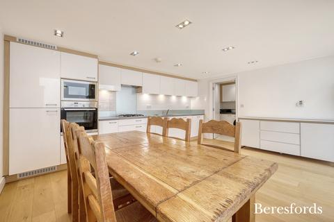 2 bedroom duplex for sale, The Galleries, Warley, CM14