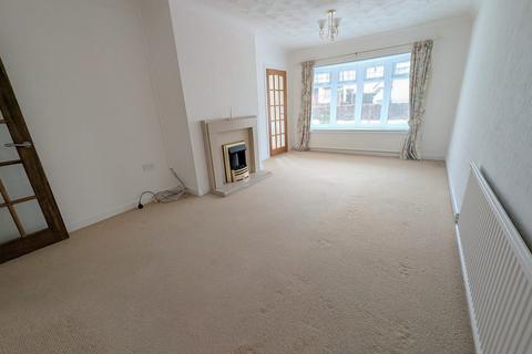 2 bedroom detached bungalow for sale, Brecon Road, Ystradgynlais, Swansea.