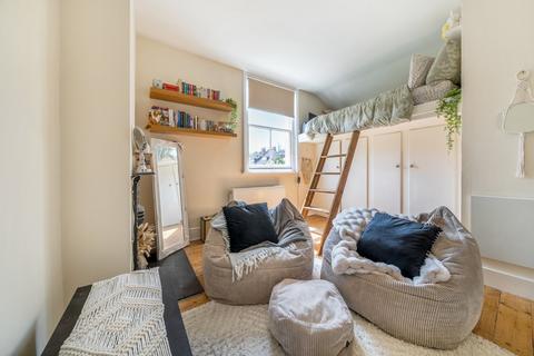 Studio for sale, Crouch Hall Road, London, N8