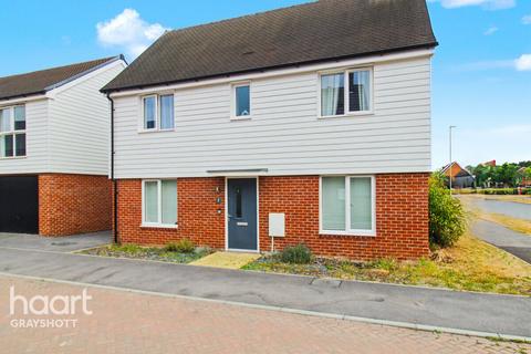 Douglas Drive, Bordon