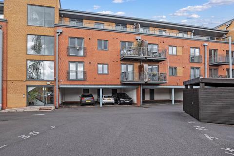 57 Bradley Court, Crossley Road, Diglis, Worcester.  WR5 3GH