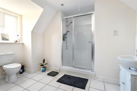 40 Central Way, Clevedon, BS21 6SY