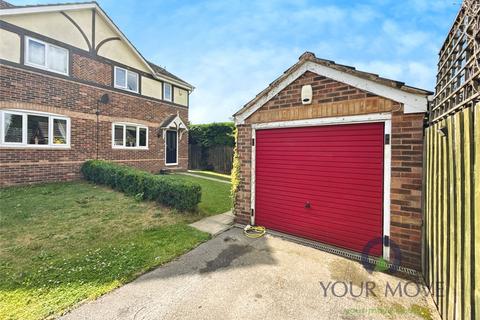 25 Far Lawns, Carlton, Barnsley, S71 3FL