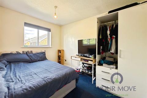25 Far Lawns, Carlton, Barnsley, S71 3FL