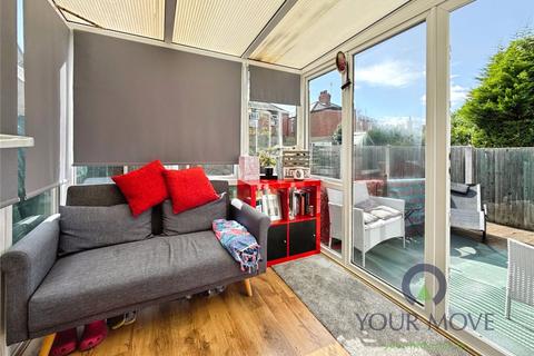25 Far Lawns, Carlton, Barnsley, S71 3FL