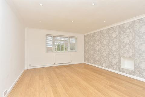 5 bedroom detached house for sale, Corral Close, Chatham, Kent