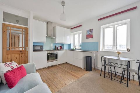 1 bedroom flat for sale, Bushey Road, Wimbledon, London, SW20