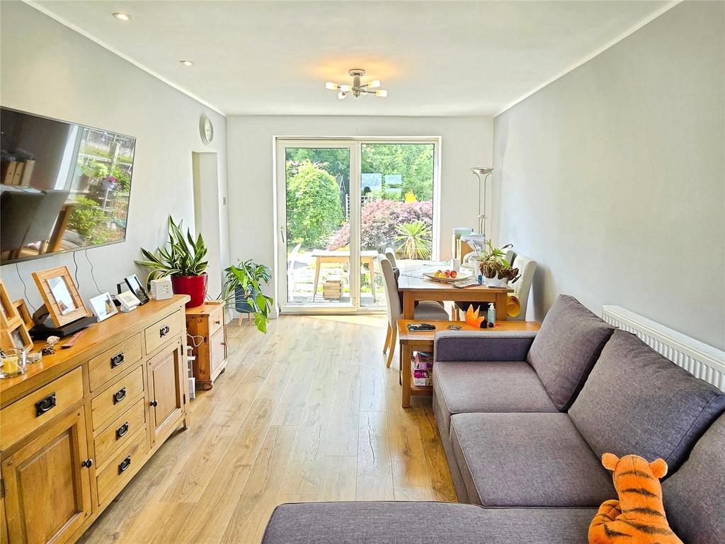 Living/Dining Room
