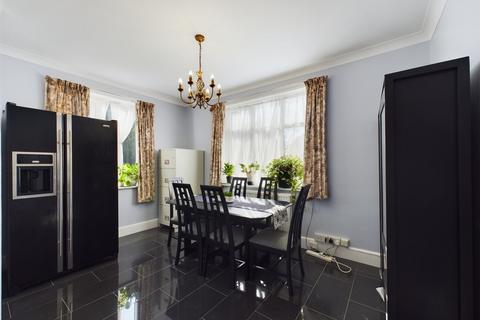 6 bedroom detached house for sale, Osborne Road, Broadstairs, CT10