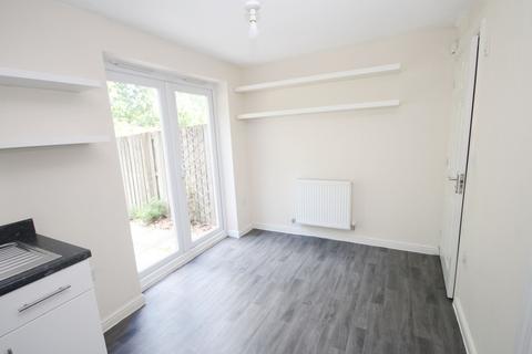 3 bedroom townhouse for sale, Catherine Way, Newton-Le-Willows, WA12