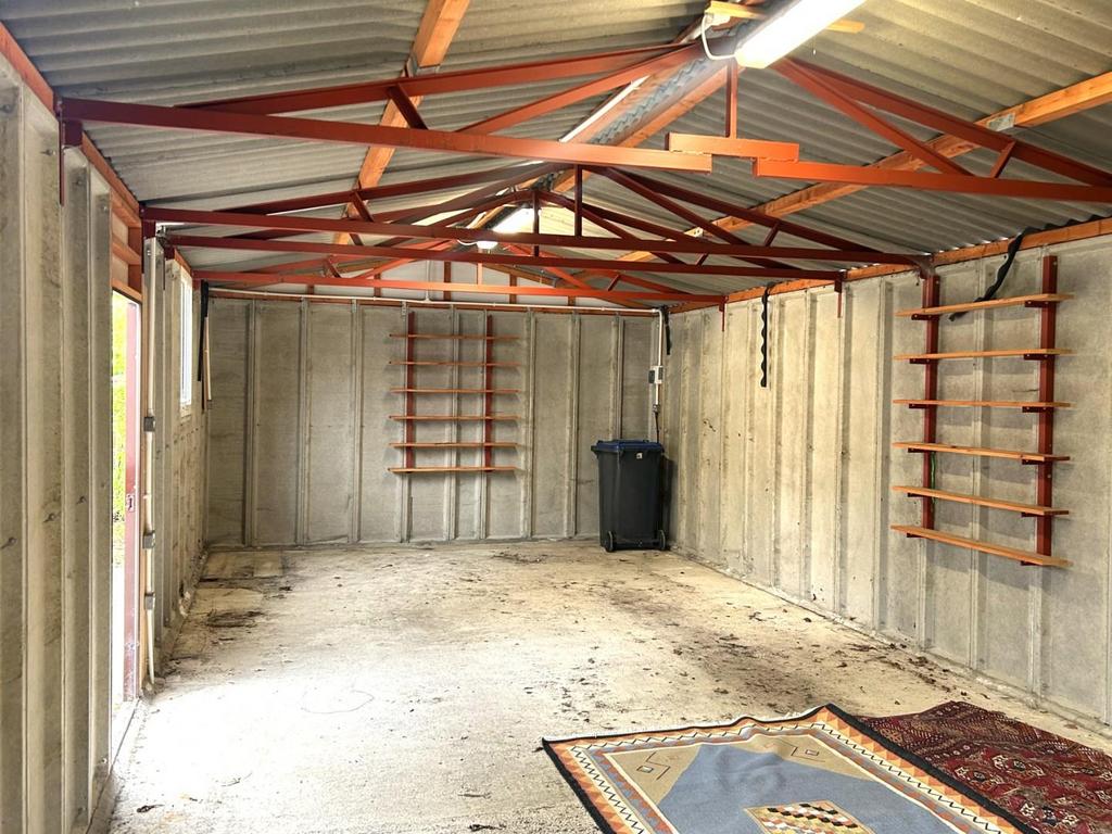 Garage interior.jpg
