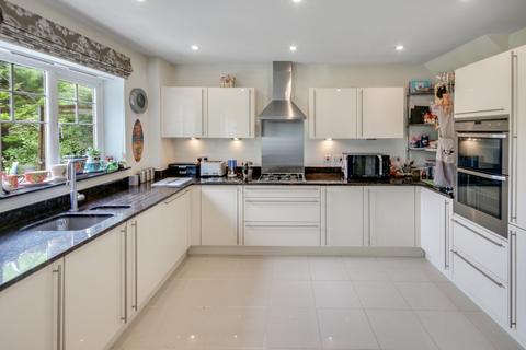 undefined, Beacon Rise, East Grinstead, RH19