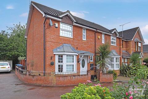 15 Tewkesbury Close, Loughton, IG10 3NT