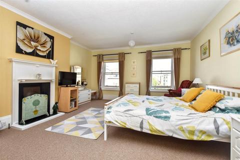 2 bedroom flat for sale, Spencer Road, Eastbourne