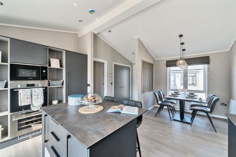 2 bedroom park home for sale, Christchurch, Dorset, BH6