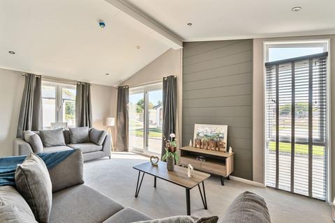 2 bedroom park home for sale, Christchurch, Dorset, BH6