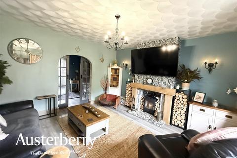 3 bedroom semi-detached house for sale, Queensmead Road, Stoke-On-Trent ST3