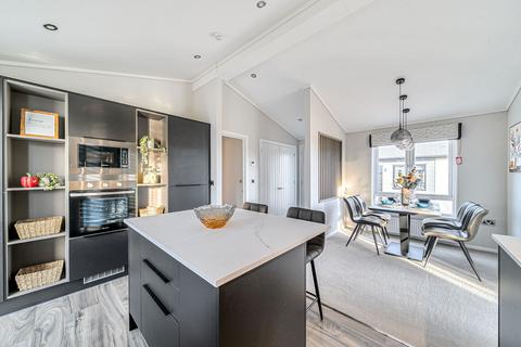 2 bedroom park home for sale, Christchurch, Dorset, BH6