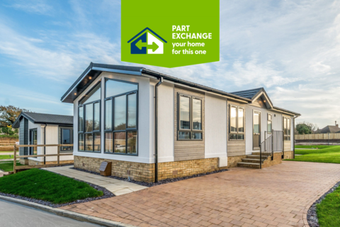 2 bedroom park home for sale, Christchurch, Dorset, BH6