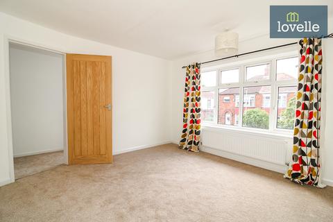 90 Gloucester Avenue, Grimsby, DN34 5BT