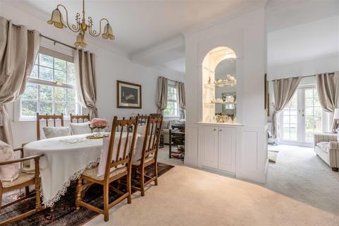 3 bedroom detached house for sale, Church Road, Old Windsor, Windsor