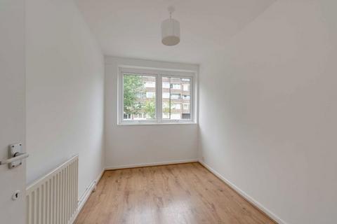 17 Augustus Close, Brentford, TW8 8QE
