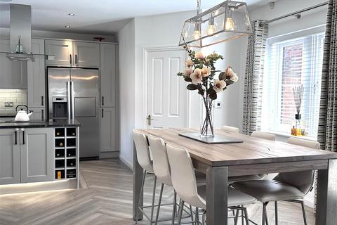 4 bedroom detached house for sale, Black Bull Wynd, Aislaby, TS16 0GN