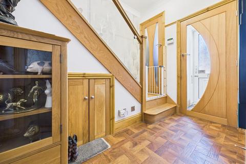 3 bedroom detached house for sale, Queensgate, Bridlington