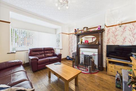 3 bedroom detached house for sale, Queensgate, Bridlington