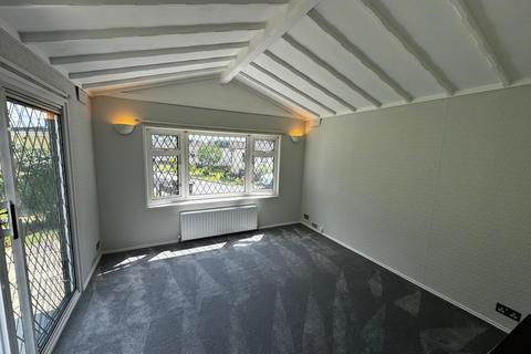 undefined, Shipbourne Road, Tonbridge, Kent