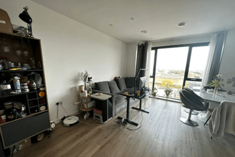 Riverstone Heights, E3