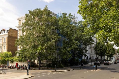 3 bedroom flat for sale, Ladbroke Grove, London, W11