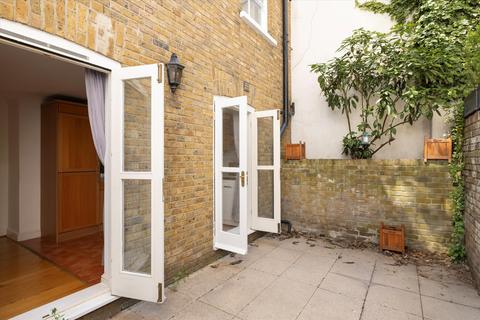 3 bedroom flat for sale, Ladbroke Grove, London, W11