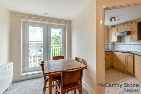 1 bedroom apartment for sale, Goodes Court, Baldock Road, Royston, Herts, SG8 5FF