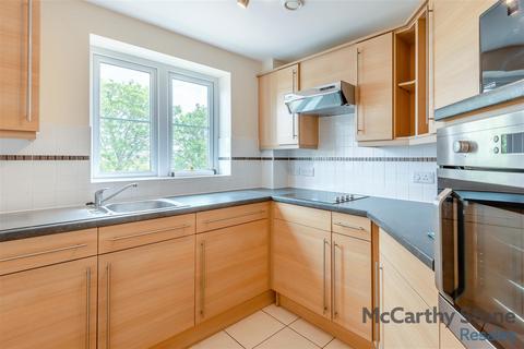 1 bedroom apartment for sale, Goodes Court, Baldock Road, Royston, Herts, SG8 5FF