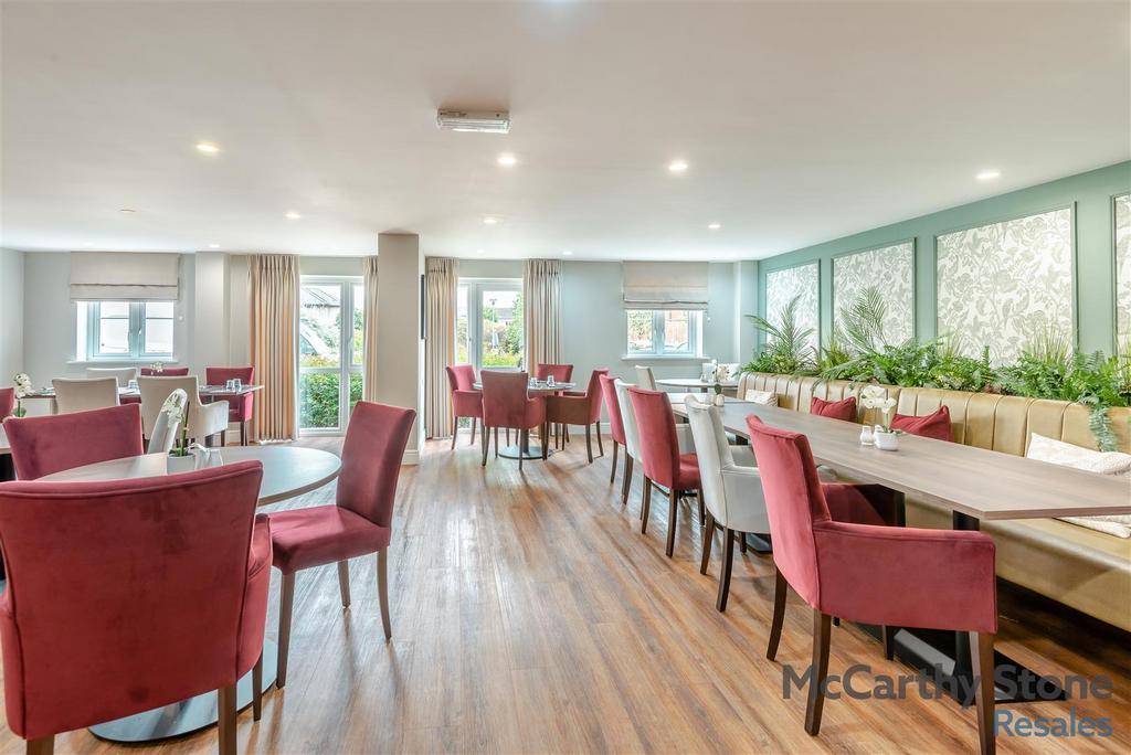 8656971-interior11.jpg