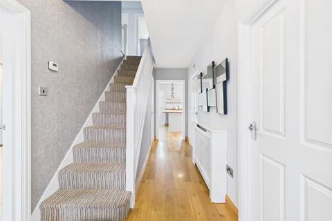 undefined, Hampstead Gardens, Kingswood