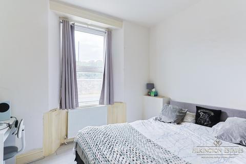 2 bedroom ground floor flat for sale, 355 St. Levan Road, Devon PL2